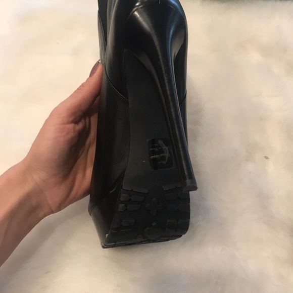 Luxury Rebel Yassa platform booties! - Picture 5 of 8